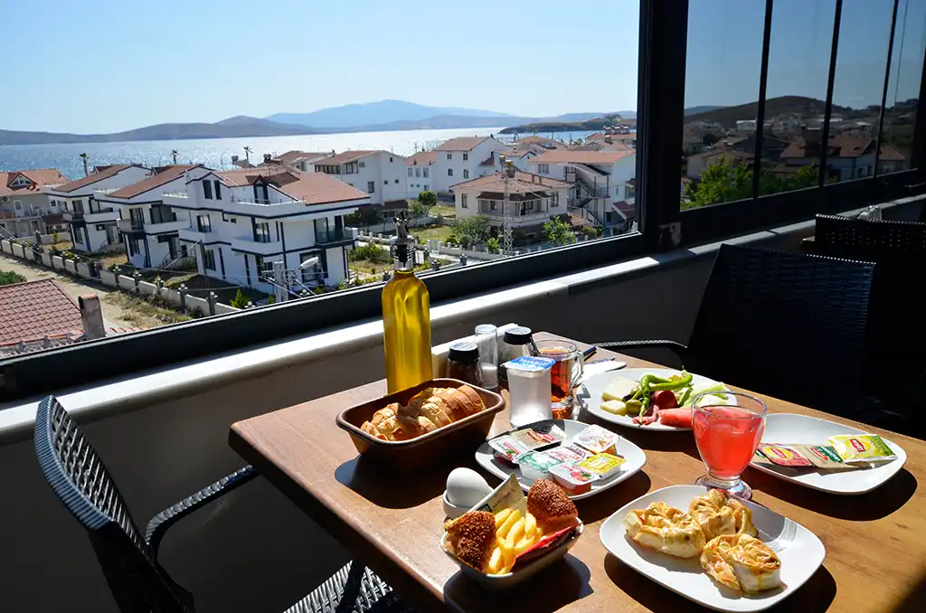 Lavinia Otel