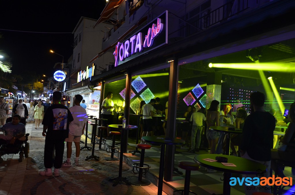 Avşa adası barlar sokağı